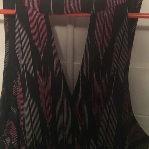 Cute colorful dress with little cut out in back. - Picture 2 of 2