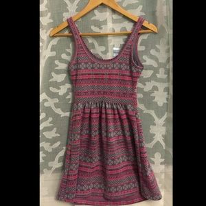 great mini dress for spring very flattering