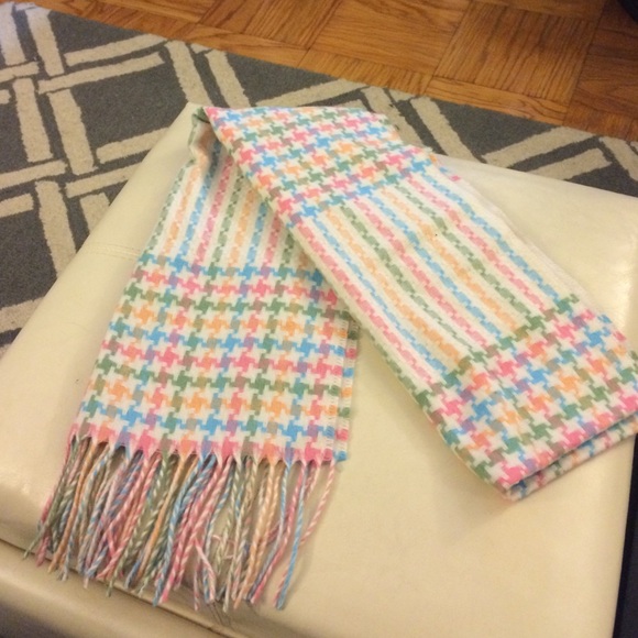 Cream + vivid color houndstooth scarf - Picture 1 of 3