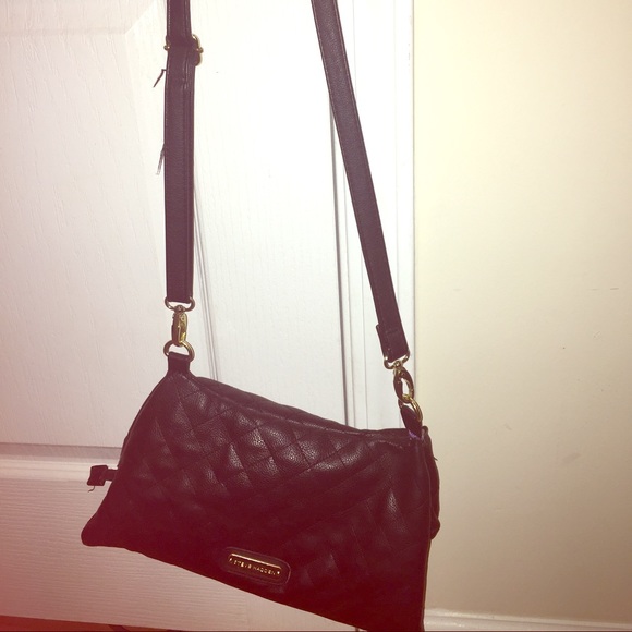 Used Steve Madden cross body purse!