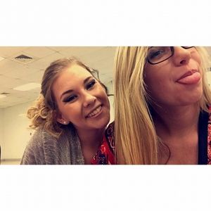 Meet your Posher, Amber