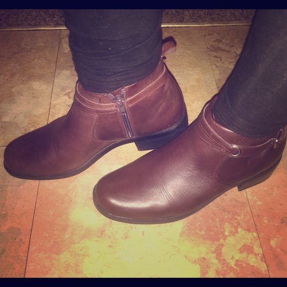 Clarks Shoes - Clarks Booties