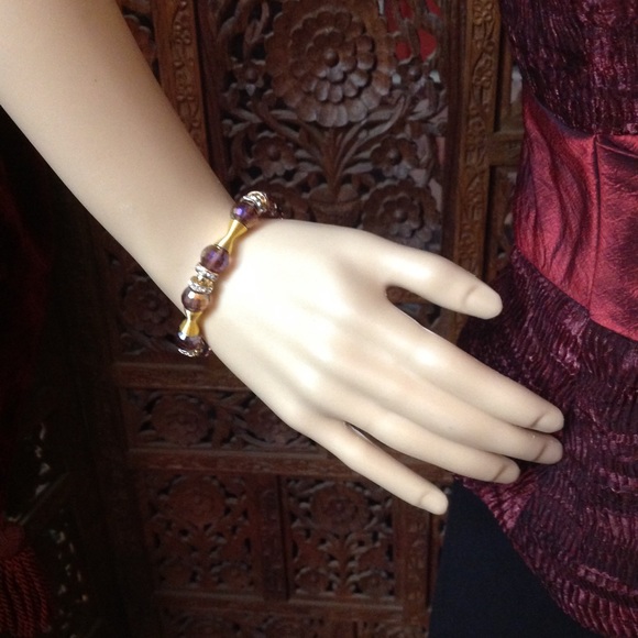 Beautiful beaded bracelet - Picture 4 of 4