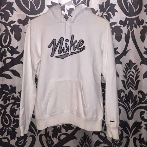 Nike Fitted Hoodie Size M