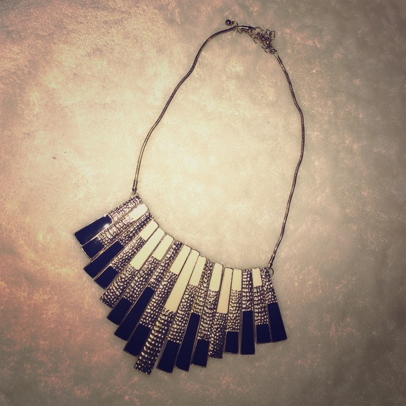Statement Necklace 🛍