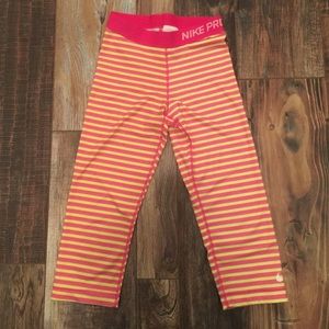 Nike Dri Fit crop tights