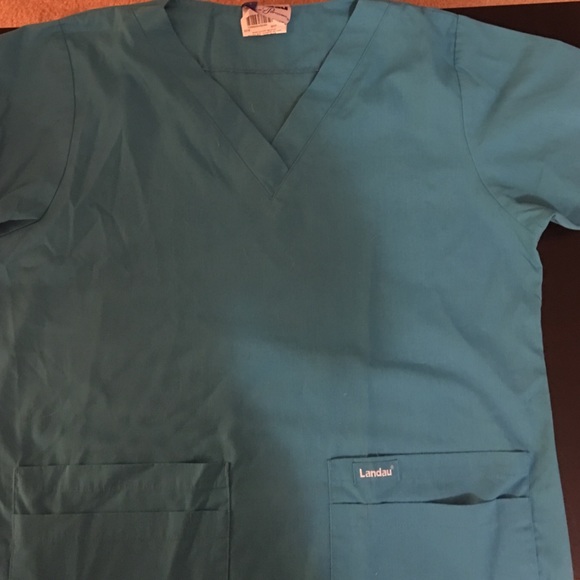 Landau S Scrub Top NWOT