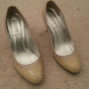 Women's size 8 shoe