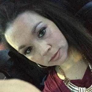 Meet your Posher, Melanie