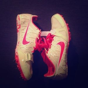 Nike sprinting spikes