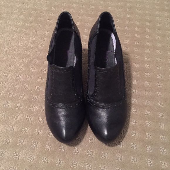 Short black Indigo boots