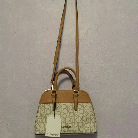 Crossbody bag or hand bag - Picture 1 of 3