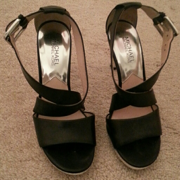 Michael Kors black w/Silver platform size 8
