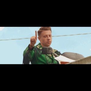 Meet your Posher, Scotty