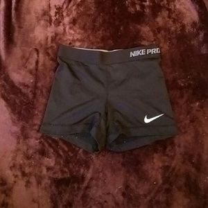 Nike pro black
