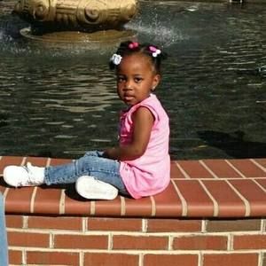 Meet your Posher, Hillary