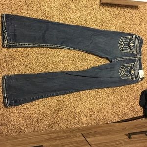 LA idol jeans! tag is mislabeled! Fits like 26!