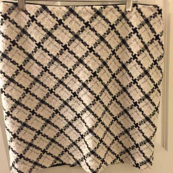 Cream and black skirt