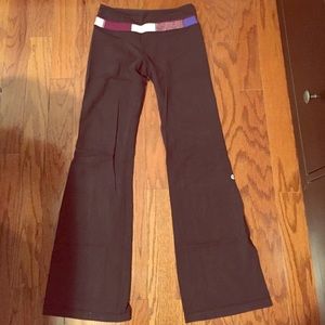 lululemon groove pant size 4R -- gently worn!