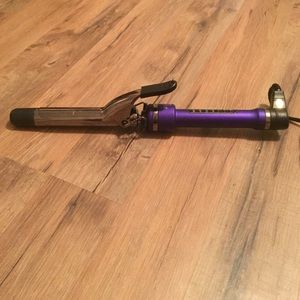 1 inch titanium pro curling iron! 1 inch!