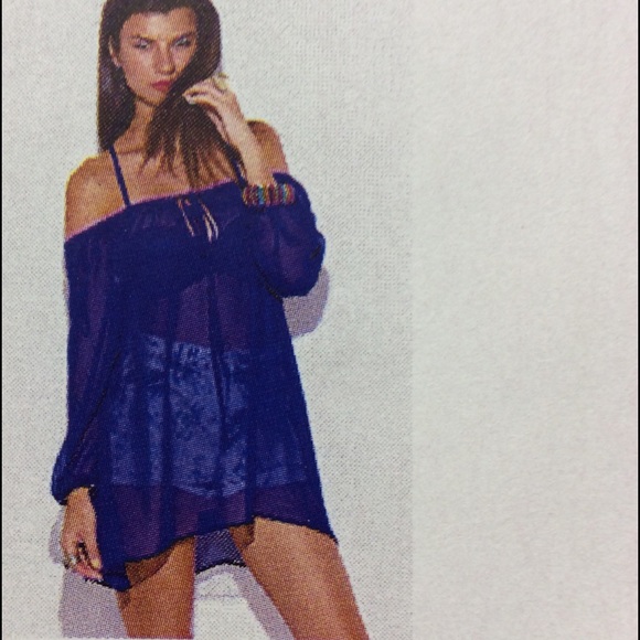 Boutique Tops - Beautiful in Blue soft femme blouse