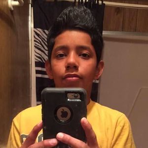 Meet your Posher, Max