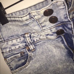 acid washed high waisted jeans (PRICE DROP)