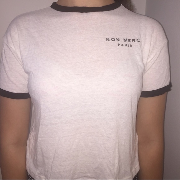 t shirt crop top (PRICE DROP)