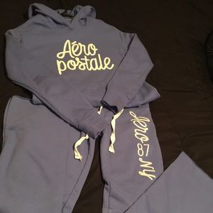 Cute & comfy Aerpostale sweat suit...