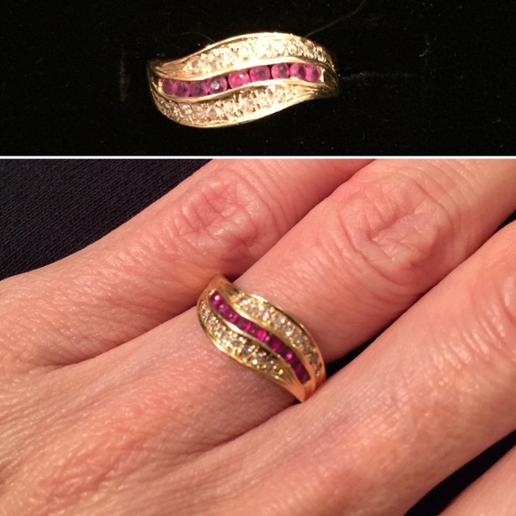 💯Solid 18K Yellow Gold Ruby Diamond Ring - Picture 4 of 4