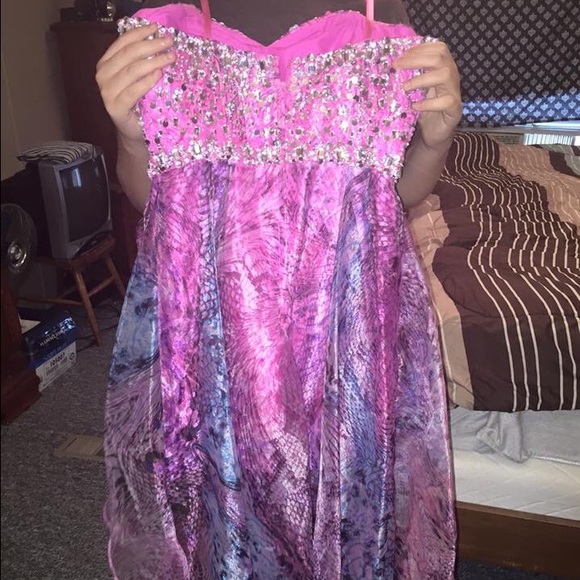Pageant dress - Picture 2 of 4