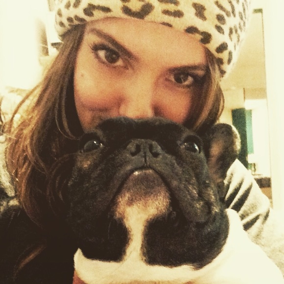 Meet your Posher, Tory - Picture 2 of 2