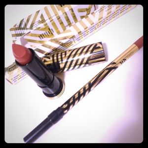Gwen Stefani Ex-Girlfriend Lipstick & Liner