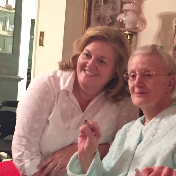 Meet your Posher, Jana - Picture 1 of 1