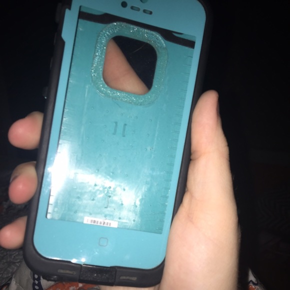 Life proof case. 5s - Picture 3 of 3