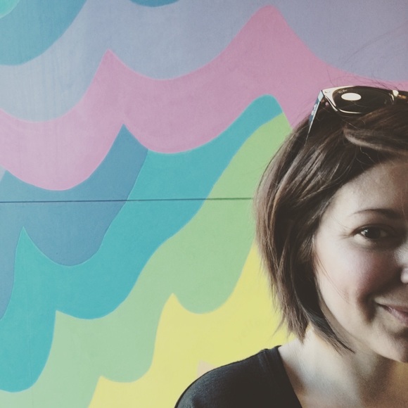 Meet your Posher, Andie - Picture 1 of 1
