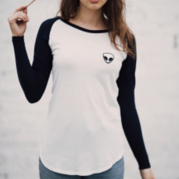 BNWOT long sleeve alien patch shirt