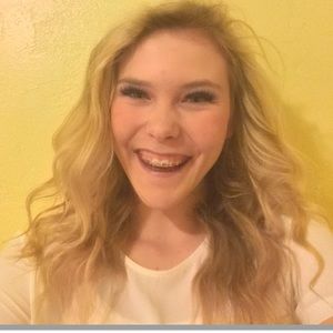 Meet your Posher, Lexie