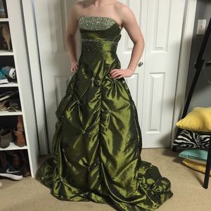 Long Green Ballgown Prom Dress