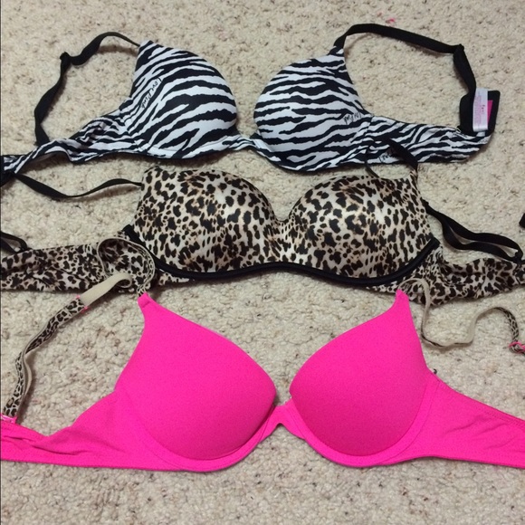 Victoria's Secret bras - Picture 1 of 3