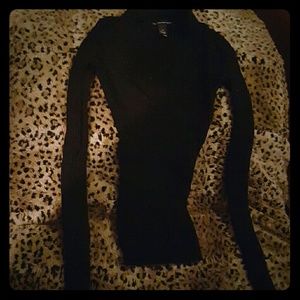 Form fitting sweater