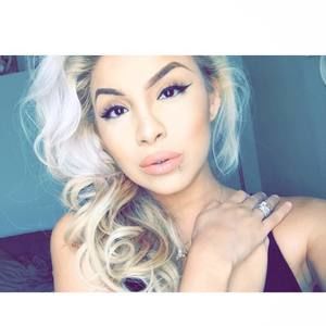 Meet your Posher, Nikki