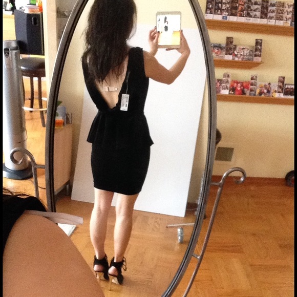 NWT Foreign Exchange Black Velvet Peplum Dresss - Picture 4 of 4