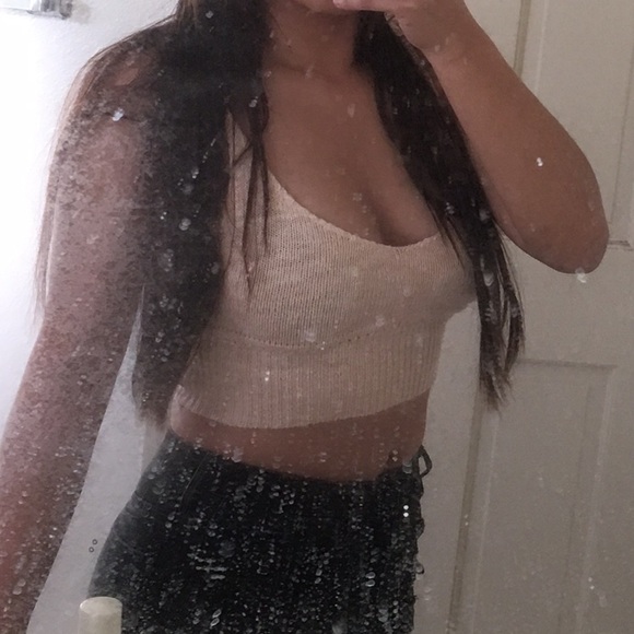 Pink knit crop top