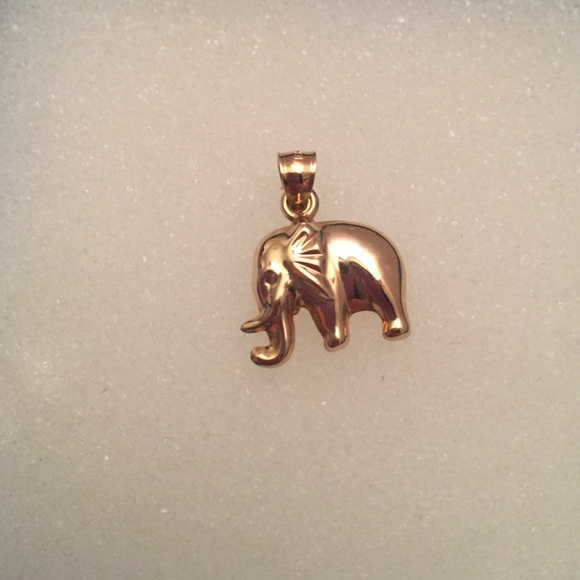 ❌SOLD❌ 14k Gold Elephant Charm - Picture 2 of 2
