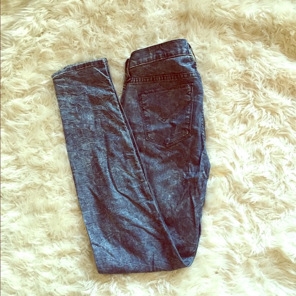 Stone wash skinny jeans