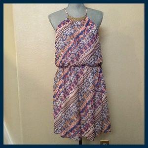 🎉HP 4/2🎉Beautiful Multi-Colored Sleeveless Dress