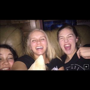 Meet your Posher, Jenna