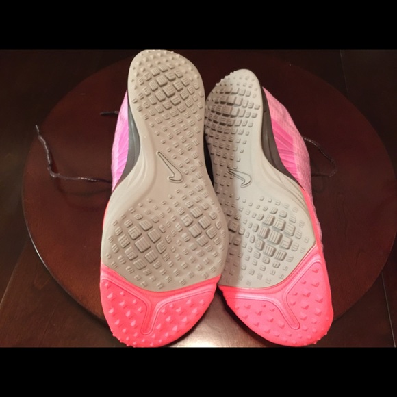 They fit me big - Picture 2 of 3