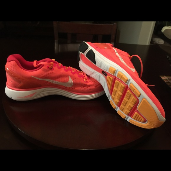 They nice shoes - Picture 3 of 3